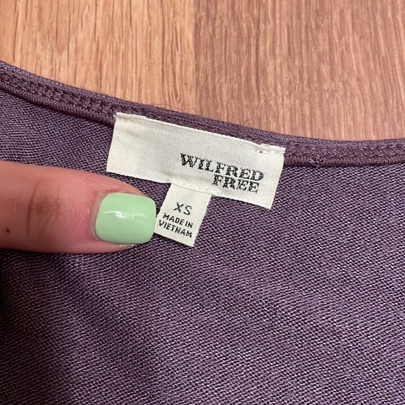 Aritzia purple long sleeve sweater - Picture 2 of 3